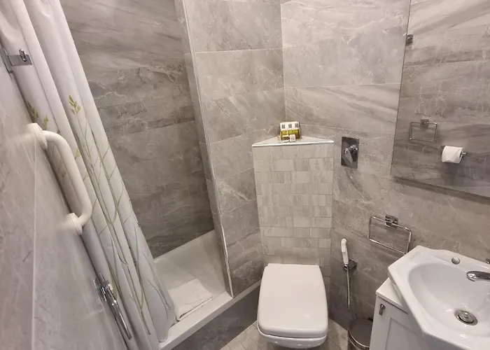بيت ضيافة Casa Storica Piazza 5 Giornate 4*
