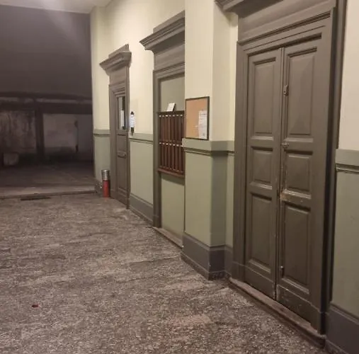 بيت ضيافة Casa Storica Piazza 5 Giornate 4*
