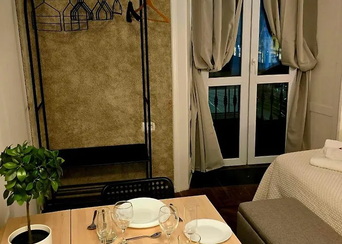 بيت ضيافة Casa Storica Piazza 5 Giornate 4*