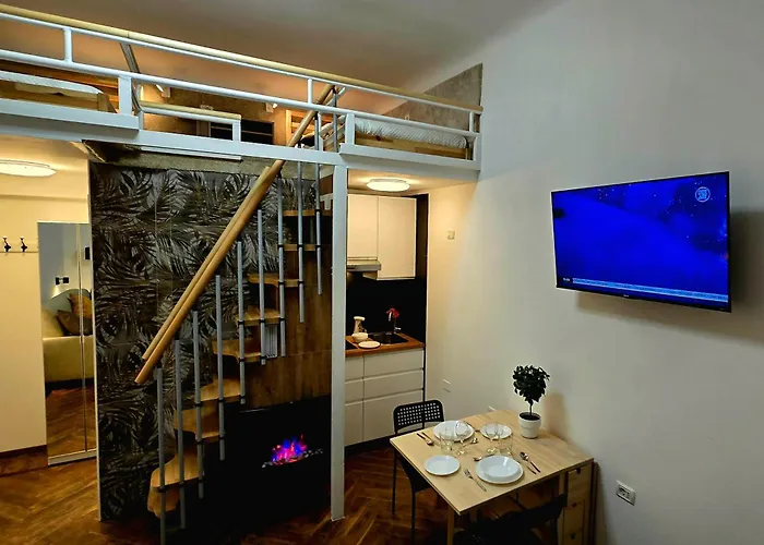 Casa Storica Piazza 5 Giornate 4*