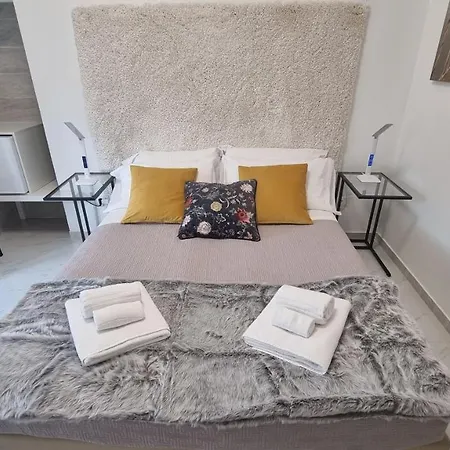 Guest house Casa Storica Piazza 5 Giornate