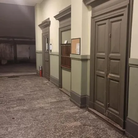 Pensjonat Casa Storica Piazza 5 Giornate 4*