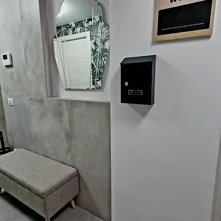 Casa Storica Piazza 5 Giornate *