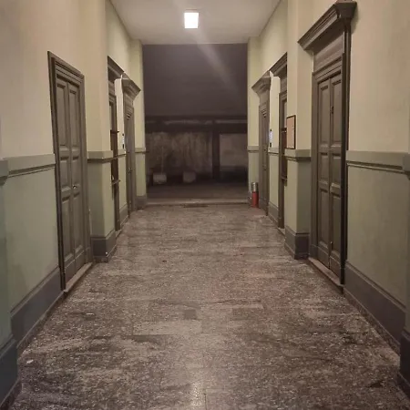 Casa Storica Piazza 5 Giornate *