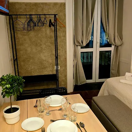 Guest house Casa Storica Piazza 5 Giornate *